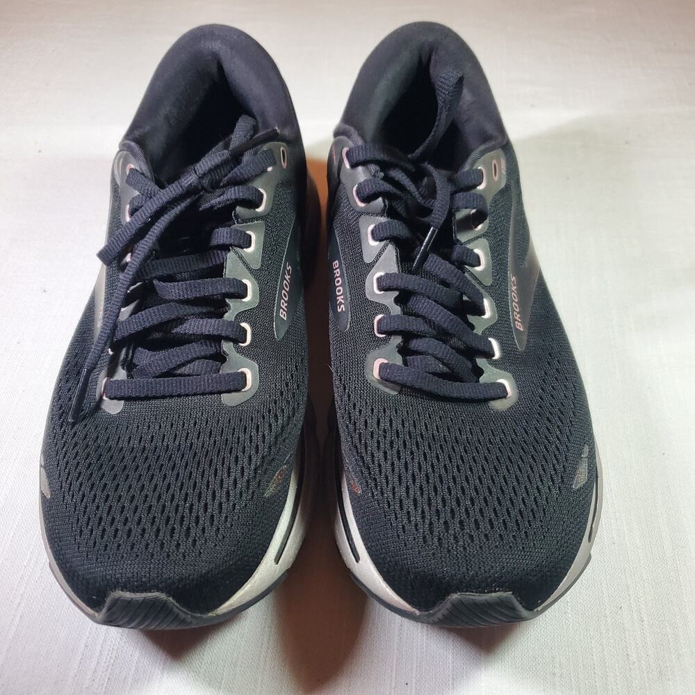Brooks Ghost 15 Women's Size 10 Black Running Shoes Sneakers